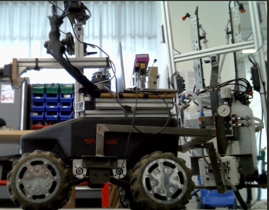 Right camera view of the same robot